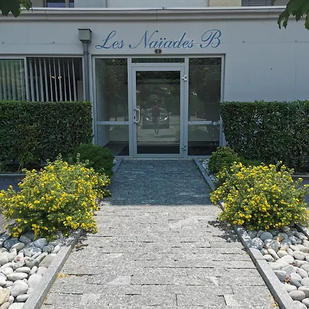 Superbe A Les Bains Apartment *