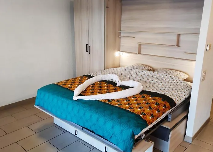 Superbe A Les Bains Apartament Saillon